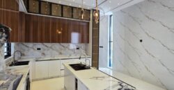 5 BEDROOM FULLY DETACHED DUPLEX