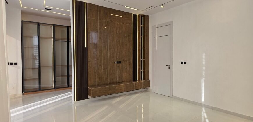 5 BEDROOM DETACHED DUPLEX , CVHEVRON LEKKI