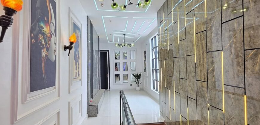 5 BEDROOM DETACHED DUPLEX , CVHEVRON LEKKI