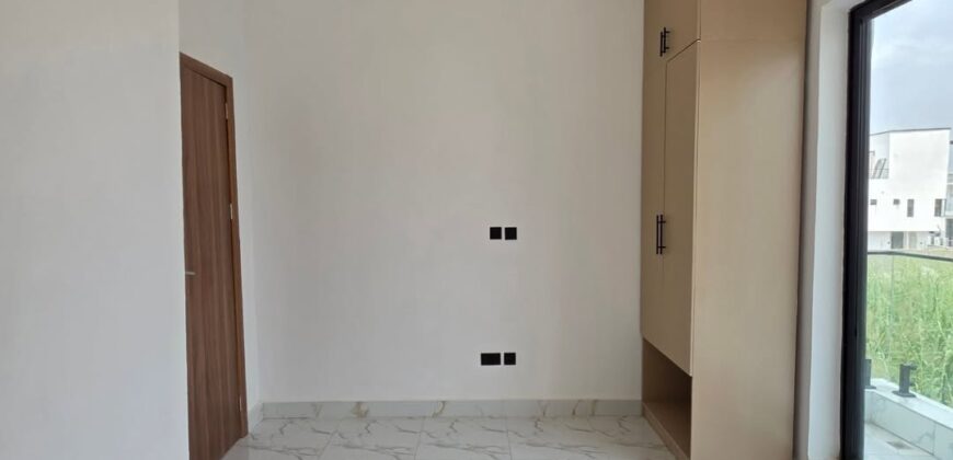 5 BEDROOM DETACHED DUPLEX, AJAH LAGOS