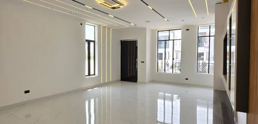 5 BEDROOM DETACHED DUPLEX, AJAH LAGOS