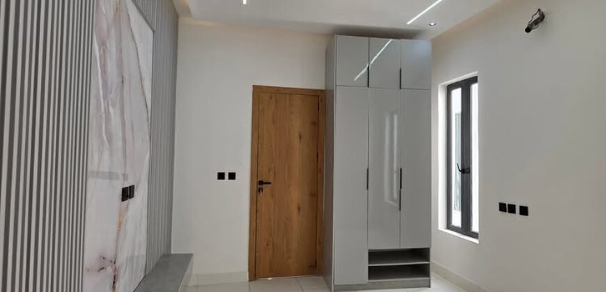 5 Bedroom Detached Duplex, Ajah Lagos