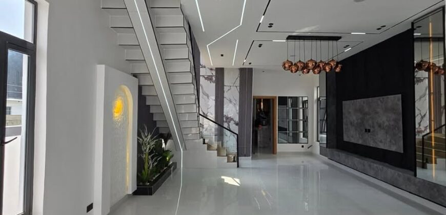 5 Bedroom Detached Duplex, Ajah Lagos